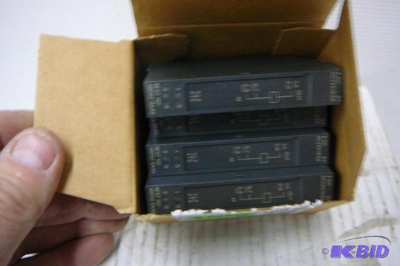 Elm Siemens 6E57132-4BD02-0AA 4 COUNT...