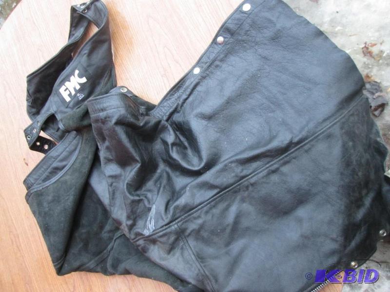 FMC size XL leather riding chaps...