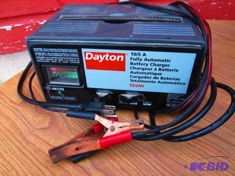 Dayton 105 A AC fully automatic electric bat...