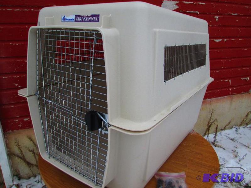 Giant Size Vari-Kennel, like new, hardware in...