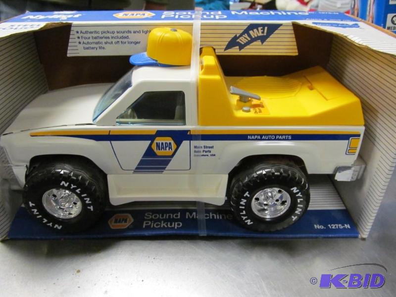 lot 15 image: Napa Nylint 1993 promotional steel pick up