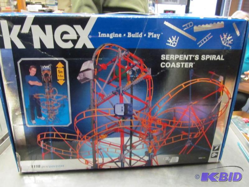 lot 56 image: KNEX Serpent spiral coaster Looks complete
