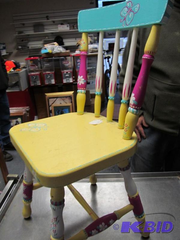 lot 58 image: Childs Hand Painted Chair