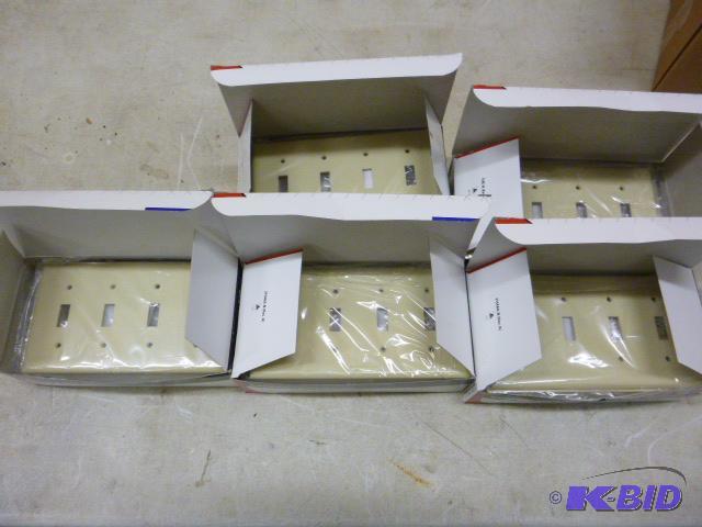 lot 117 image: Five Boxes of 10 Cooper Wall Plates...