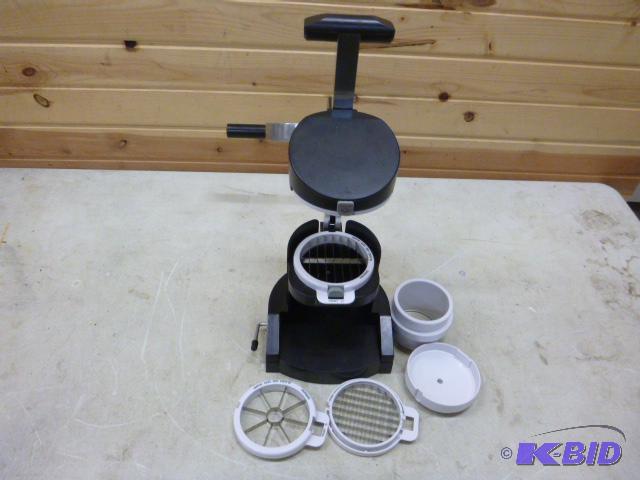 lot 137 image: LePresse Slicer...