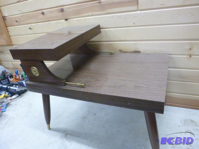 lot 158 image: End Table...