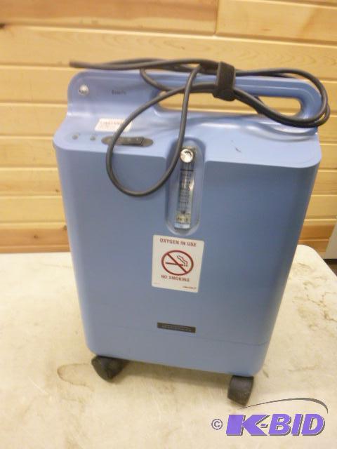 lot 183 image: Everflo Respironics&nbsp1020112 Rev 6 Oxygen...