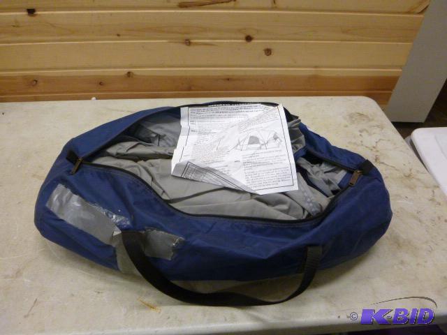 lot 27 image: Tent Unknown size and condition....