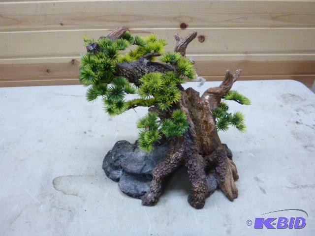 lot 65 image: Tree Decor 12" high....