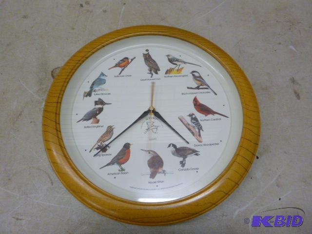 lot 89 image: Song Bird Clock 13 14" - National Audub...