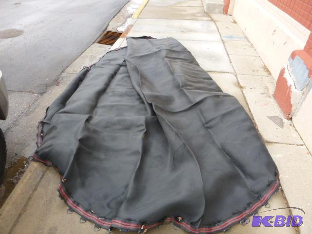 lot 99 image: 11 Pool Cover...