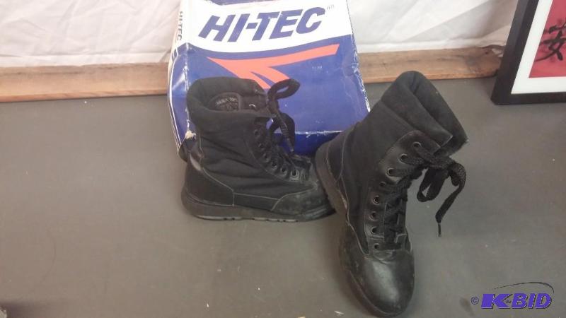 Size 6 Womans Hi Tech NEW Boots...