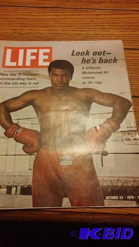 lot 29 image: Lot of Vintage Life Magazines The Young Nixo...