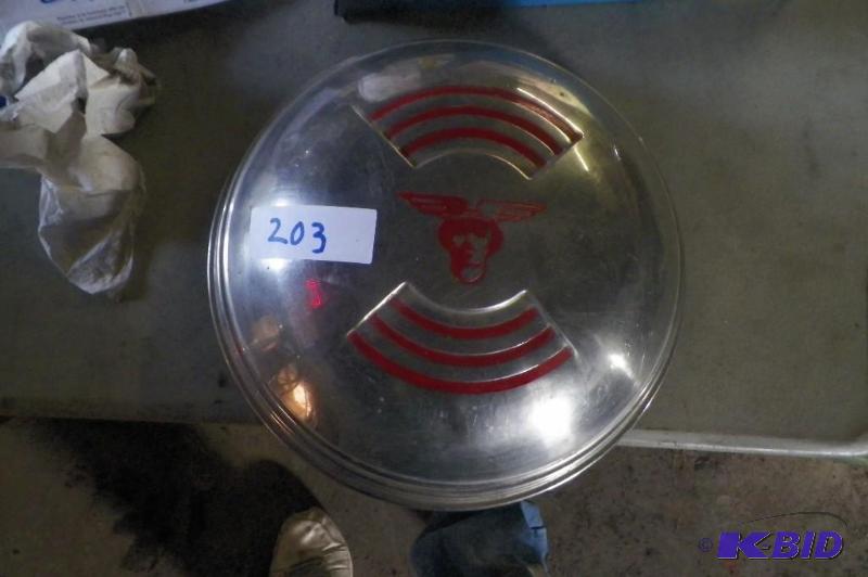 Pontiac Hub Cap