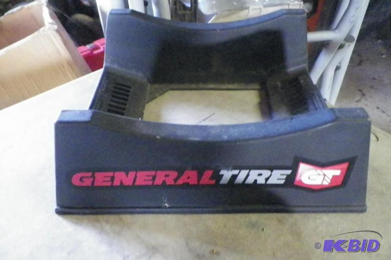 General Tire Tire Holder
