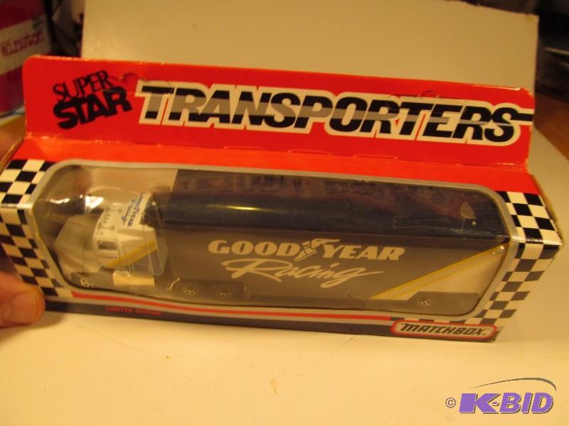 1992 Matchbox Goodyear Racing Transporter #CY-109