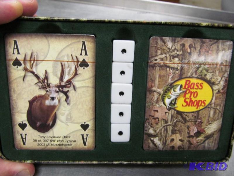 Bass Pro shop card and dice set
