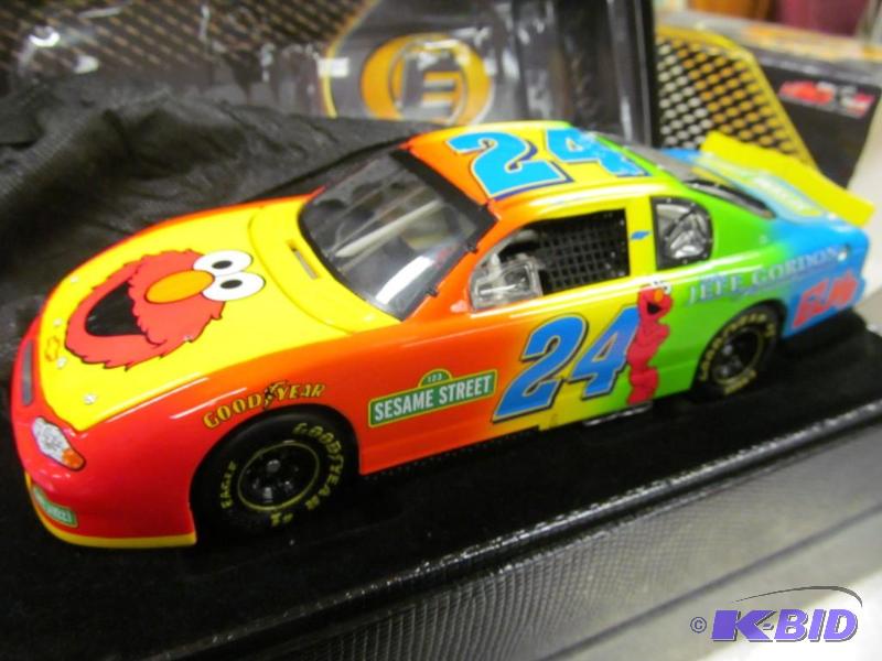 2002 Jeff Gorden #24 Action Elite Foundation Semsame Street