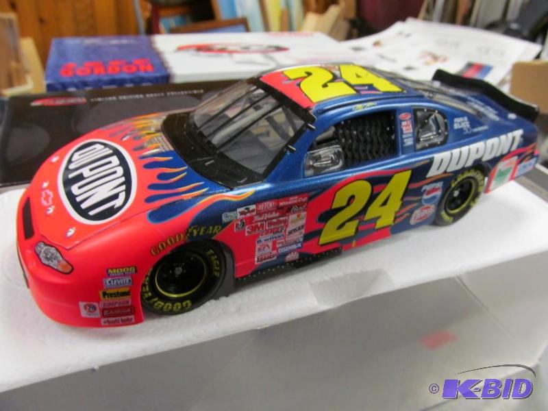 Jeff Gordon #24 Action 124 2001 RCCA DuPont Flames Half Clear car
