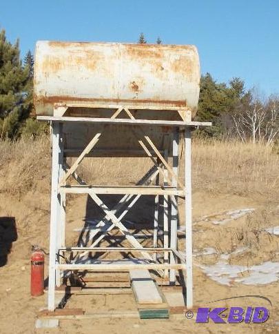 lot 26 image: FuelGasoline Storage Barrel With Stand Exact...
