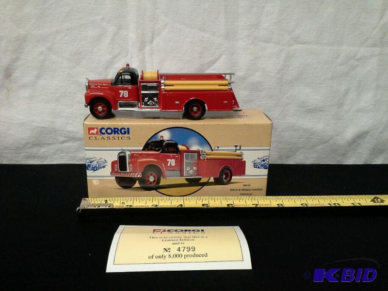 lot 7 image: Corgi Classics MackB Series Pumper Chicago fire truck diecast