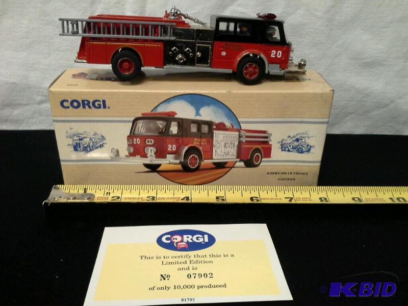 lot 9 image: Corgi American LaFrance Chicago diecast fire truck