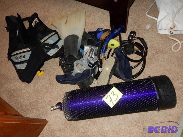 lot 2 image: Scuba Gear