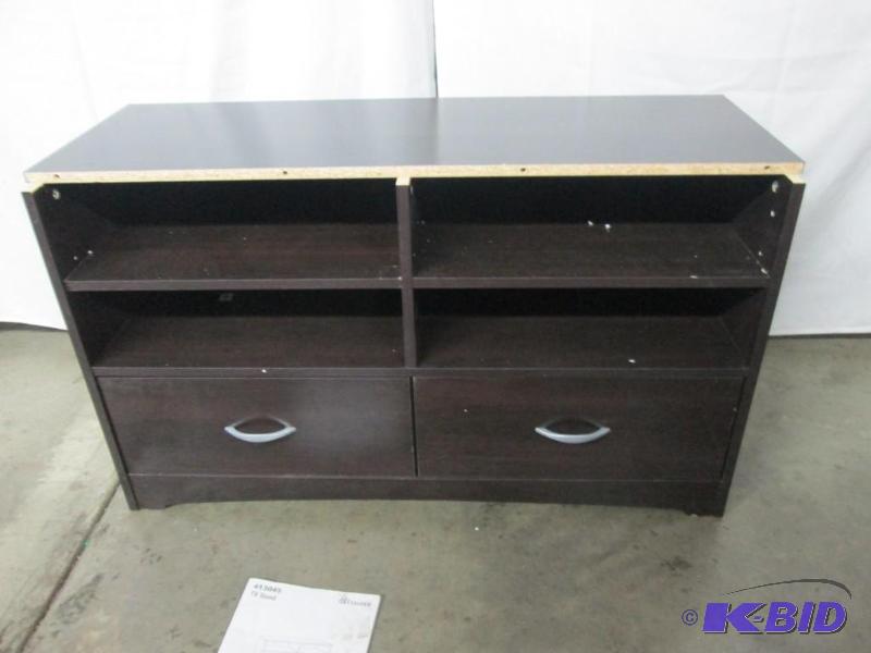 lot 32 image: Sauder 46 TV Stand - Cinnamon Cherry