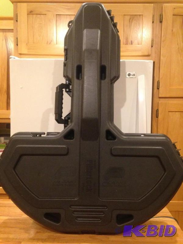 Plano - Max Crossbow Case