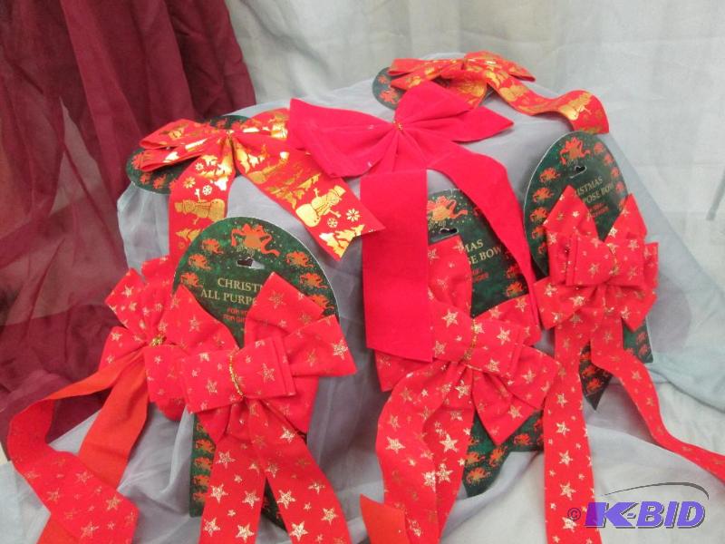 lot 212 image: Christmas bows mixed qty 7...