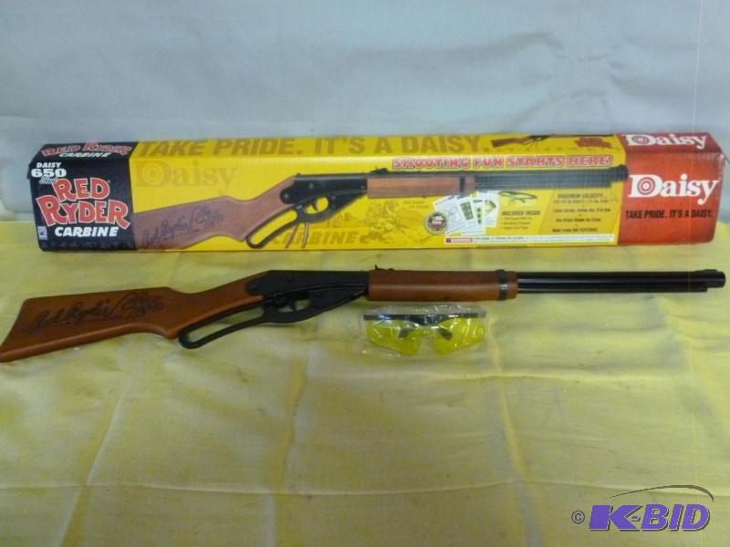 lot 116 image: Daisy Red Rider Carbine 650 BB Gun, like new ...