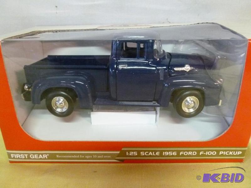 lot 145 image: First Gear 1956 Ford F-100 125 scale die cas...