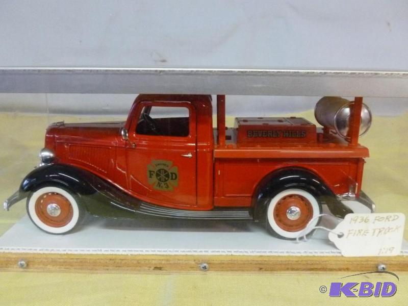 lot 147 image: Large Solido&nbsp1936 Ford 119 scale die ca...