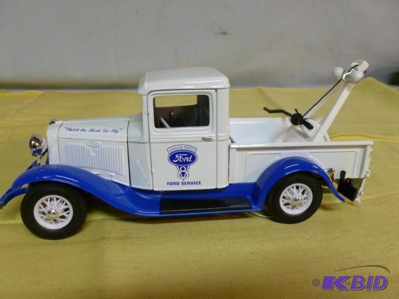 lot 187 image: Large Road Signature 1934 Ford&nbsp118 scal...