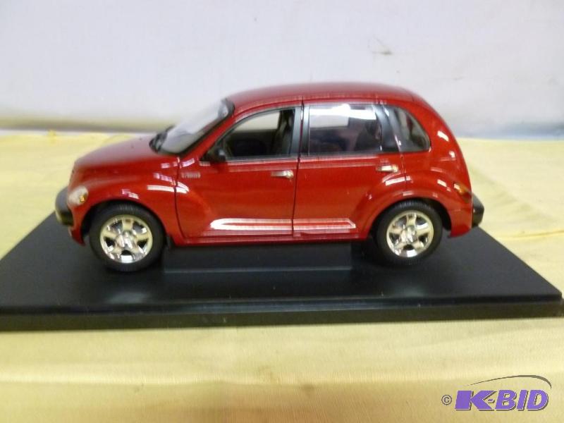 lot 194 image: Large Signature 2001 P.T. Cruiser&nbsp118 s...