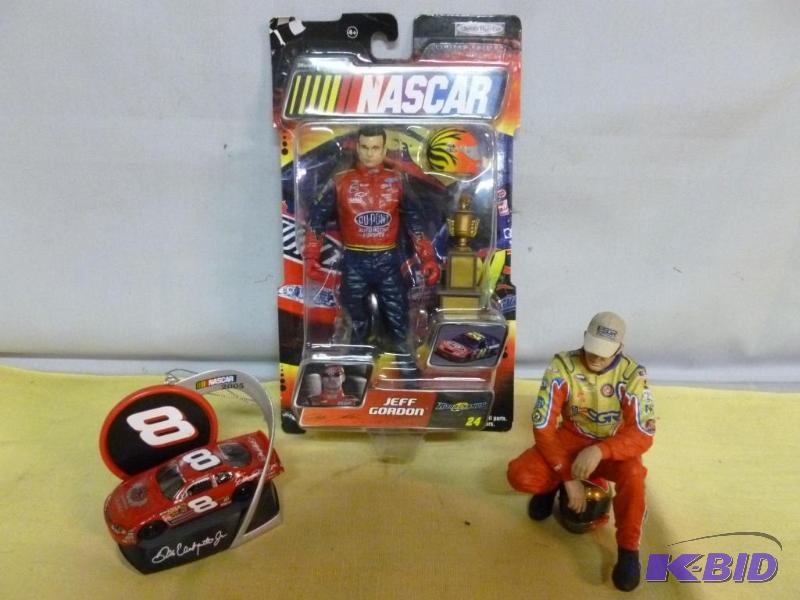 lot 245 image: Lot of two Jakks&nbspPacific - NASCAR Limite...