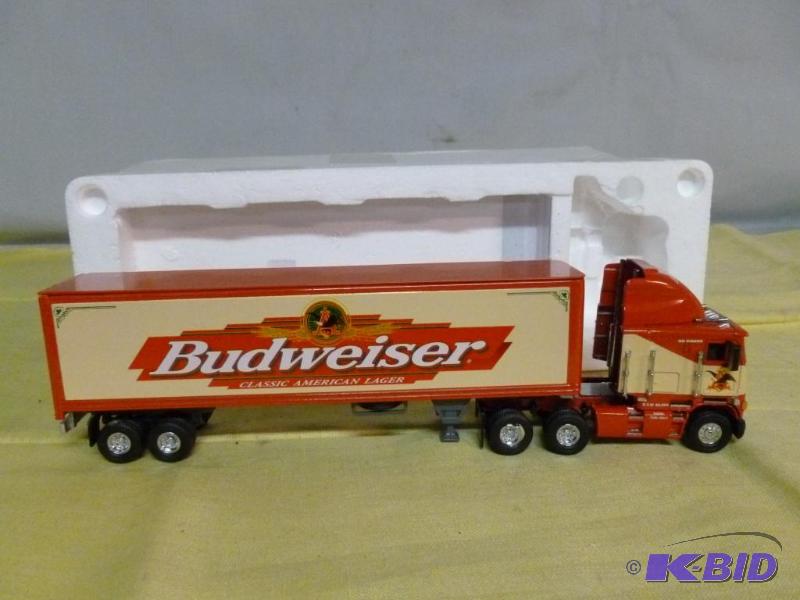 lot 248 image: Matchbox Ultra Budweiser Freigtliner 164 sca...