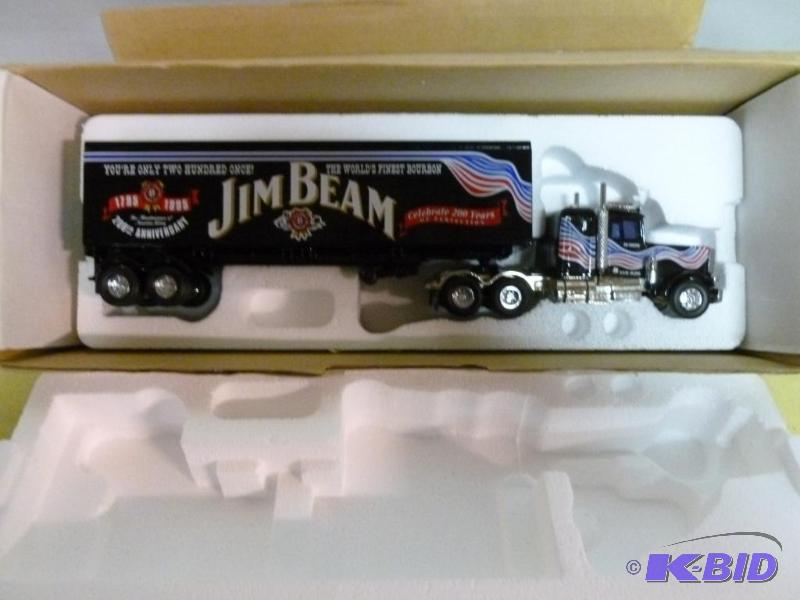 lot 252 image: Matchbox Ultra&nbspFreigtliner Jim Beam 164...