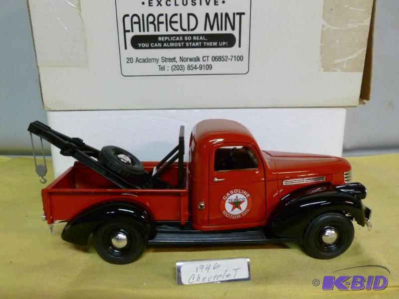 lot 51 image: Large Solido 1946 Chevy Texaco&nbsp119 scal...