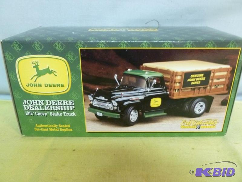 lot 52 image: Ertl Collectibles 1957 Chevy John Deere 125 ...