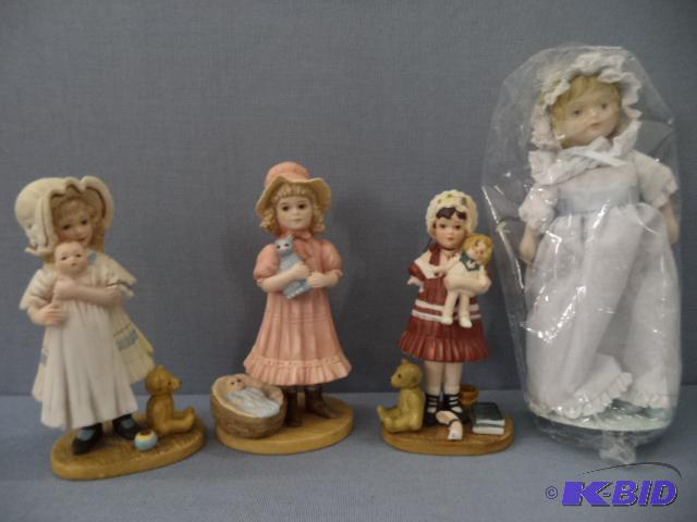 Figures, Dolls