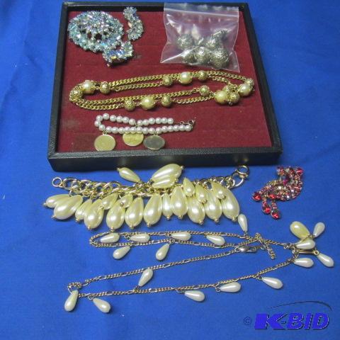 Vintage Costume Jewelry