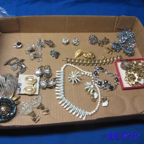 Vintage Costume Jewelry