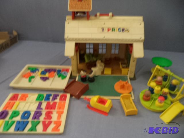 Fisher Price School House
