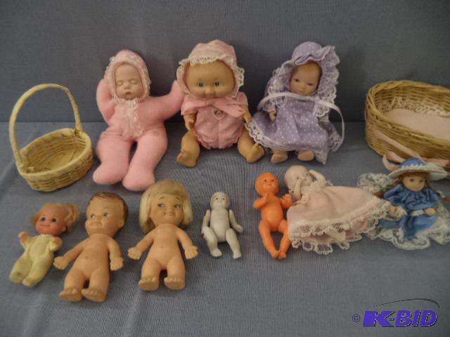 Ten Small Dolls