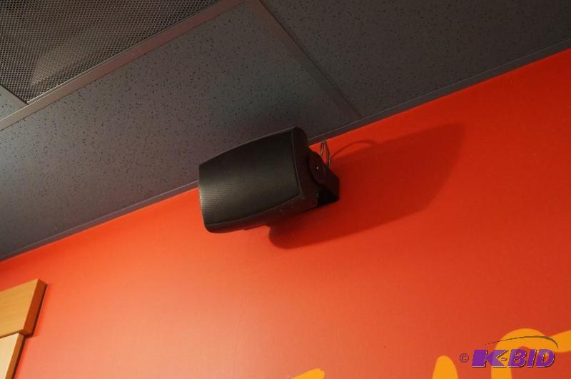 speakers