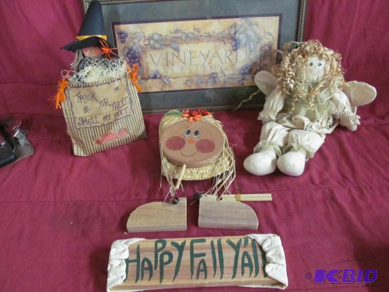 lot 110 image: Wall Decor