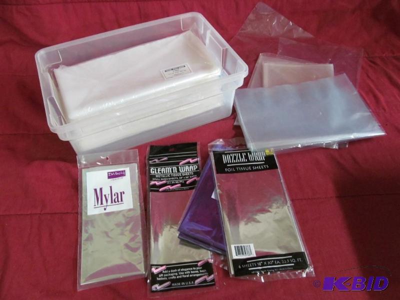 lot 160 image: Gift Wrapping