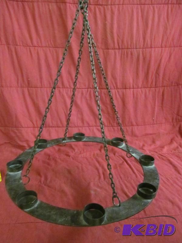 lot 19 image: Candle Holder