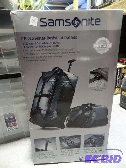 lot 68 image: Samsonite 2 piece water resistant duffel bags...